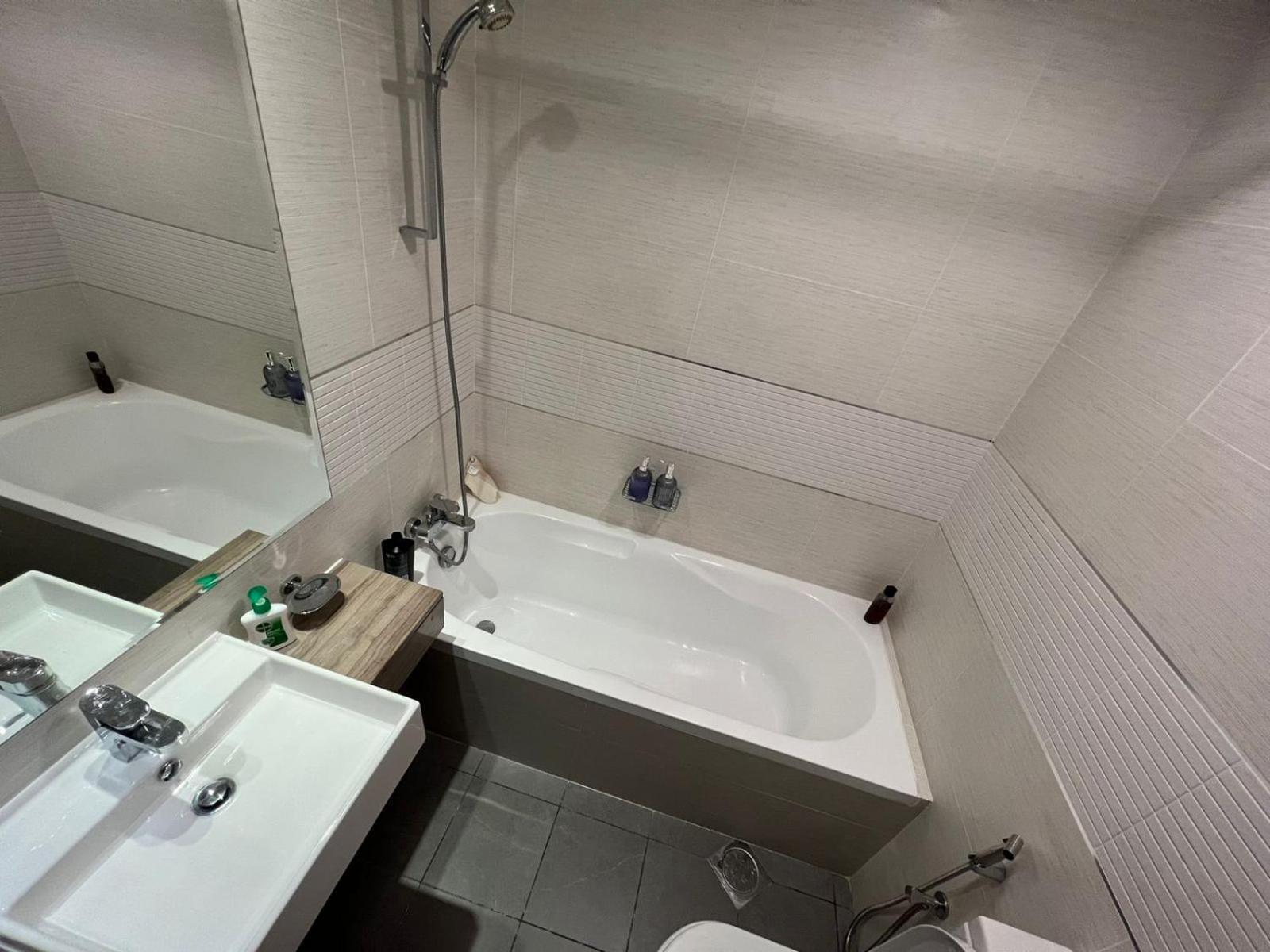 Dinar Home Abu Zabi Zewnętrze zdjęcie
